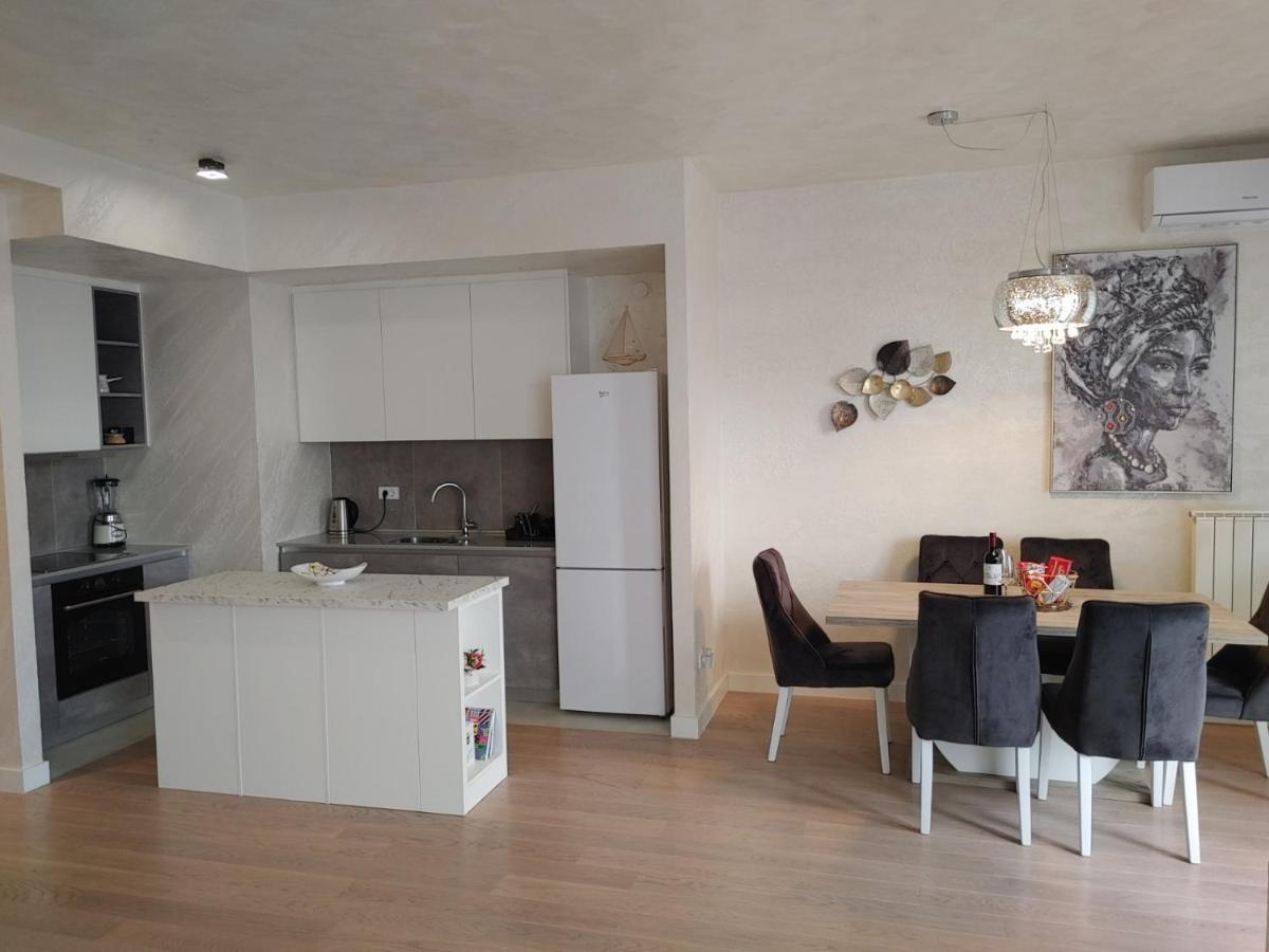 Gigi Apartment Белград Экстерьер фото
